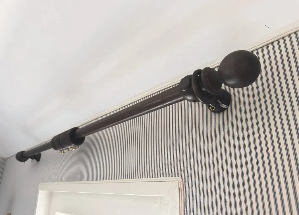 curtain pole